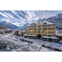  Predvianočná lyžovačka - Canazei:  v  srdci  Dolomitov  a  Selarondy 14.12.-19.12.2026